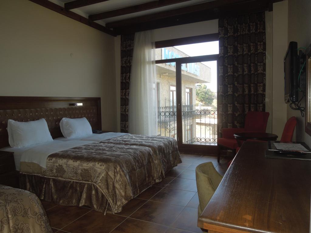 Masi Hotel İmroz Szoba fotó