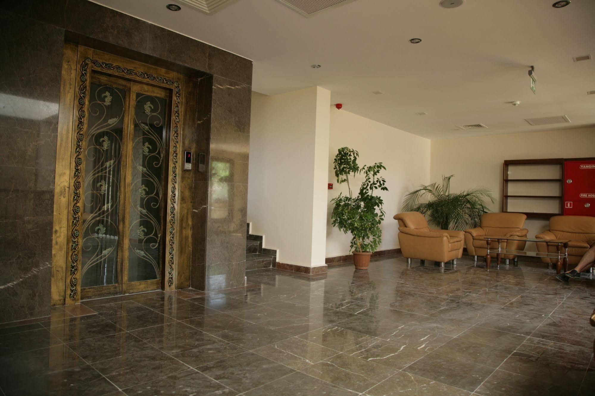 Masi Hotel İmroz Kültér fotó